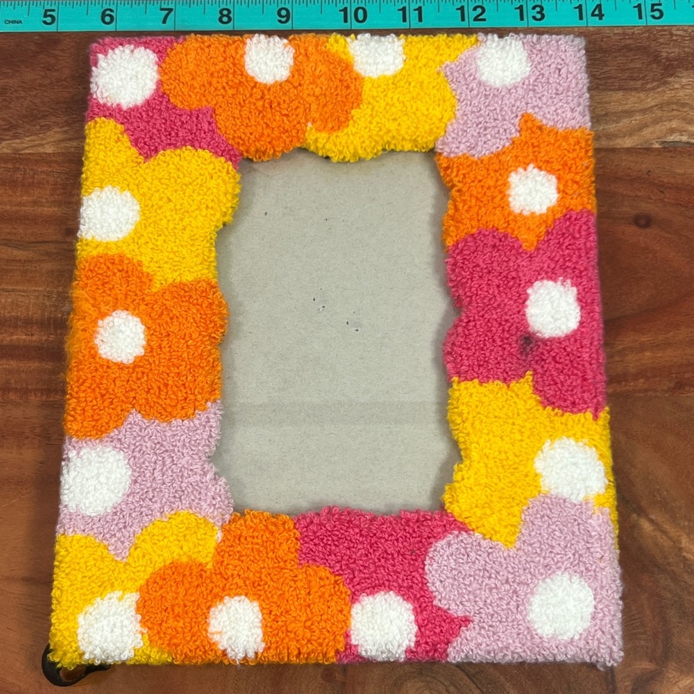 New View Gifts Tufted Floral Picture Frame Pink Orange Yellow 9x11 Groovy Retro